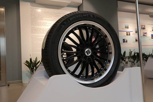 伟巴斯特的极致天窗工艺澳门新葡京app遇见(图18)